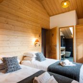 Chalet L'Erine's bedrooms all comfortably furnished all ensuite